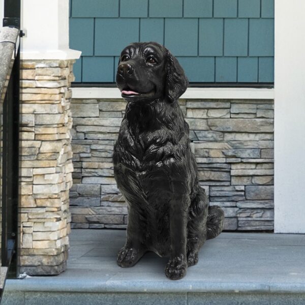 Max Lab Statue - Image 2