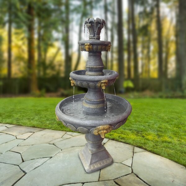 Royal Lion Fountain - Image 2